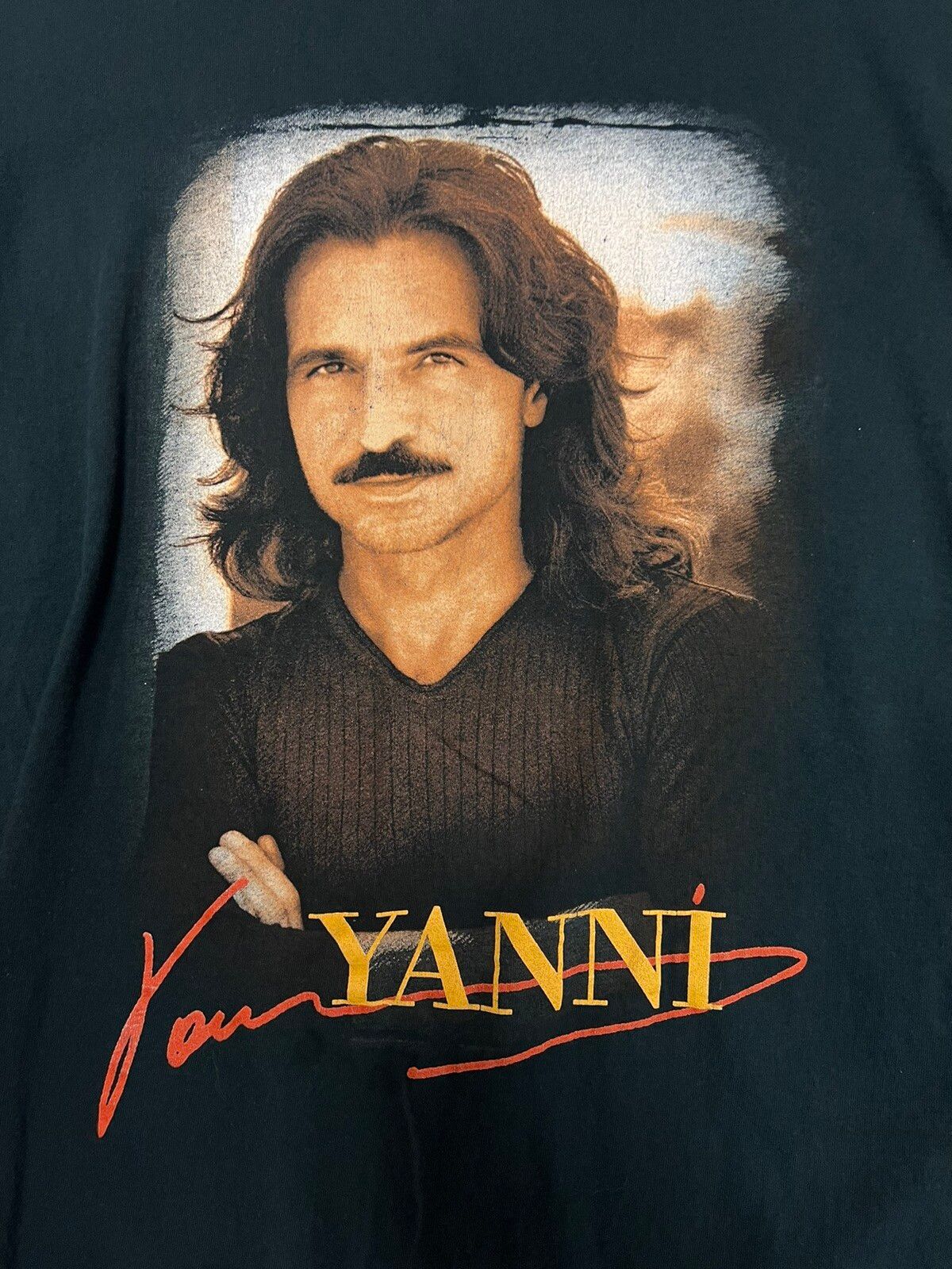 Vintage Vintage Yanni 2004-2005 Live Tour Tshirt Size US XL / EU 56 / 4 - 1 Preview