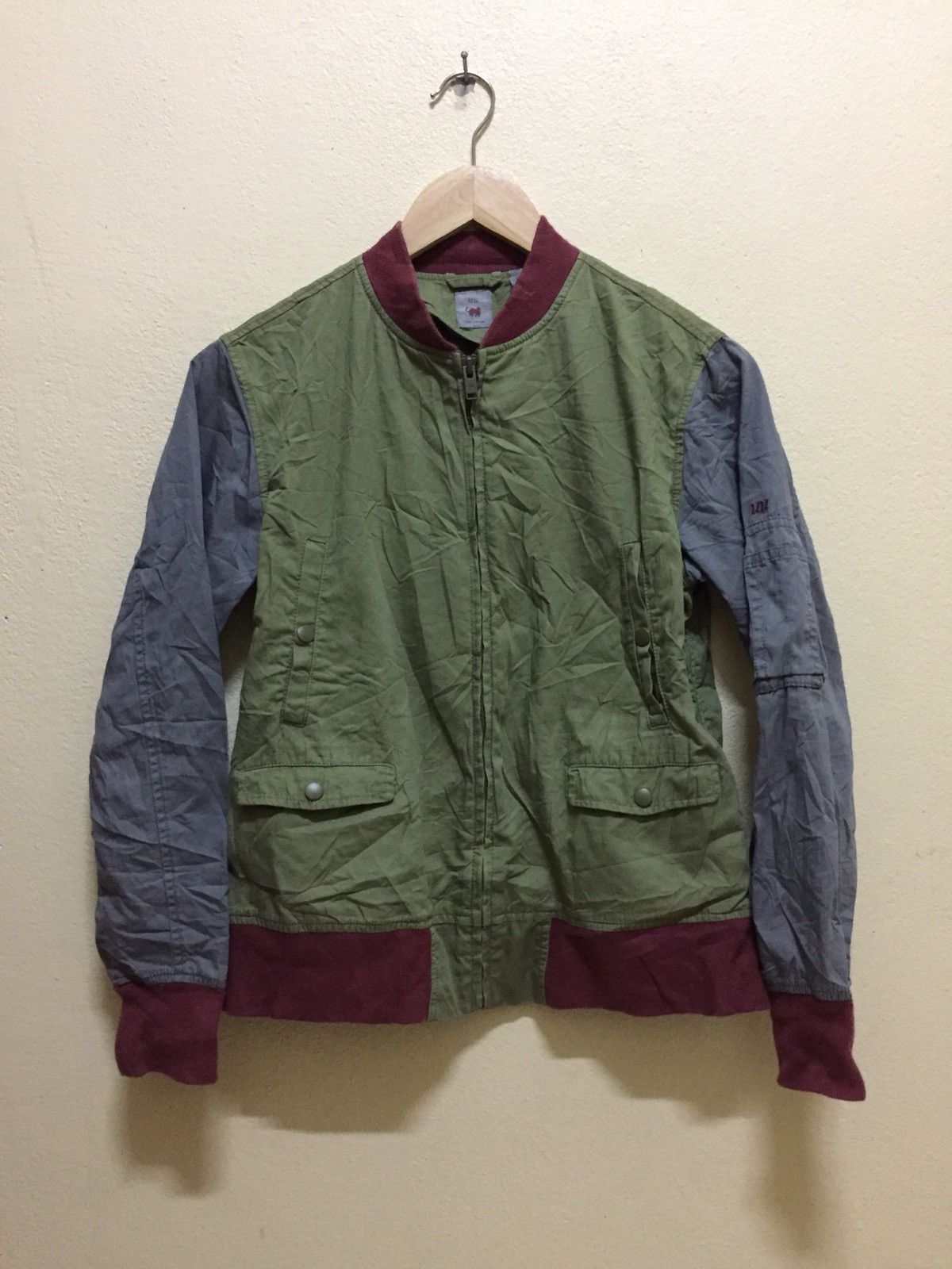 Undercover × Uniqlo Uniqlo Undercover Bomber Jacket Size US XXS / EU 40 - 1 Thumbnail