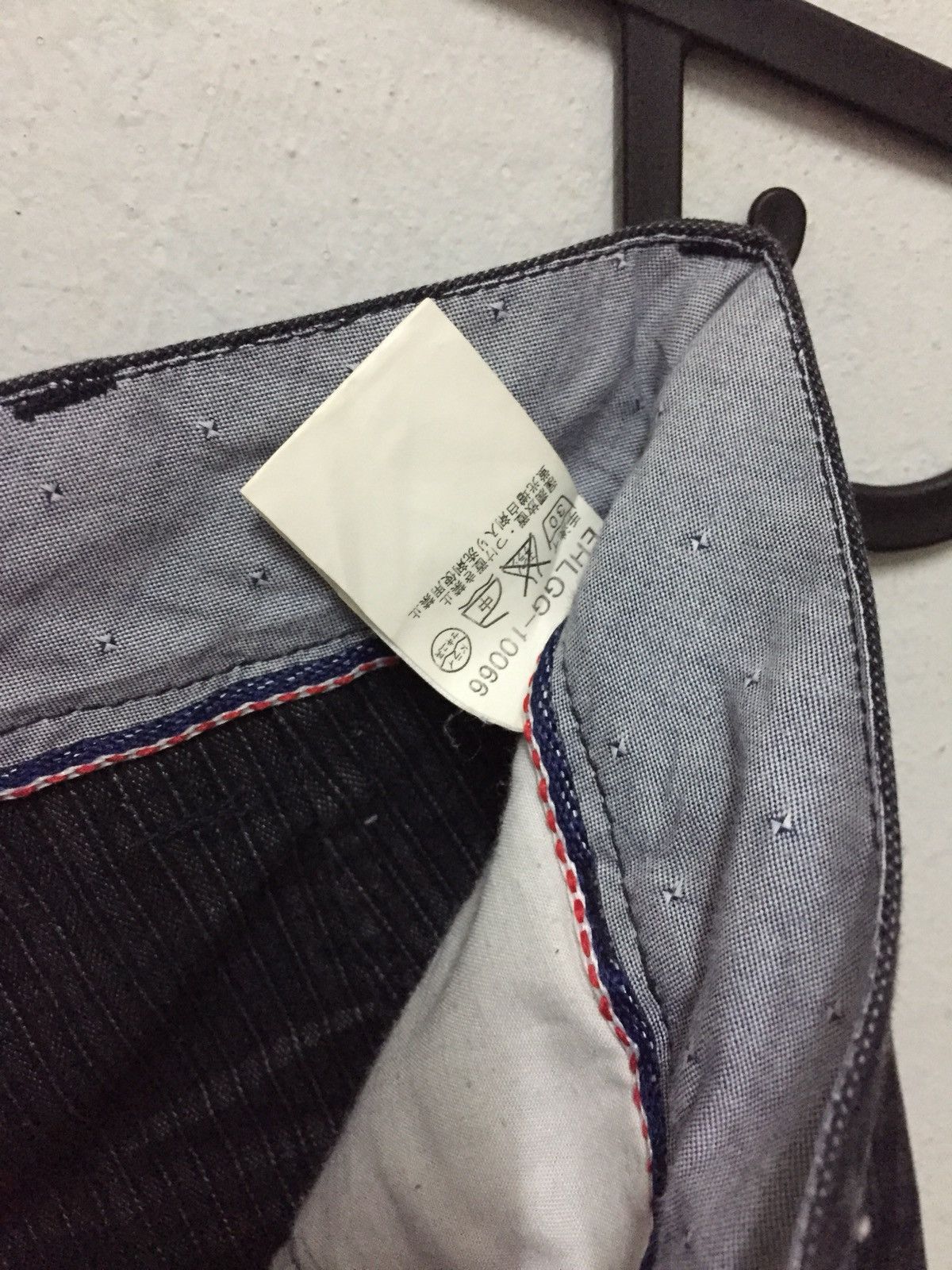 Michel Klein MICHEL KLEIN PLUS HOMME BONDAGE CARGO PANTS GREY COLOUR Size US 30 / EU 46 - 7 Thumbnail