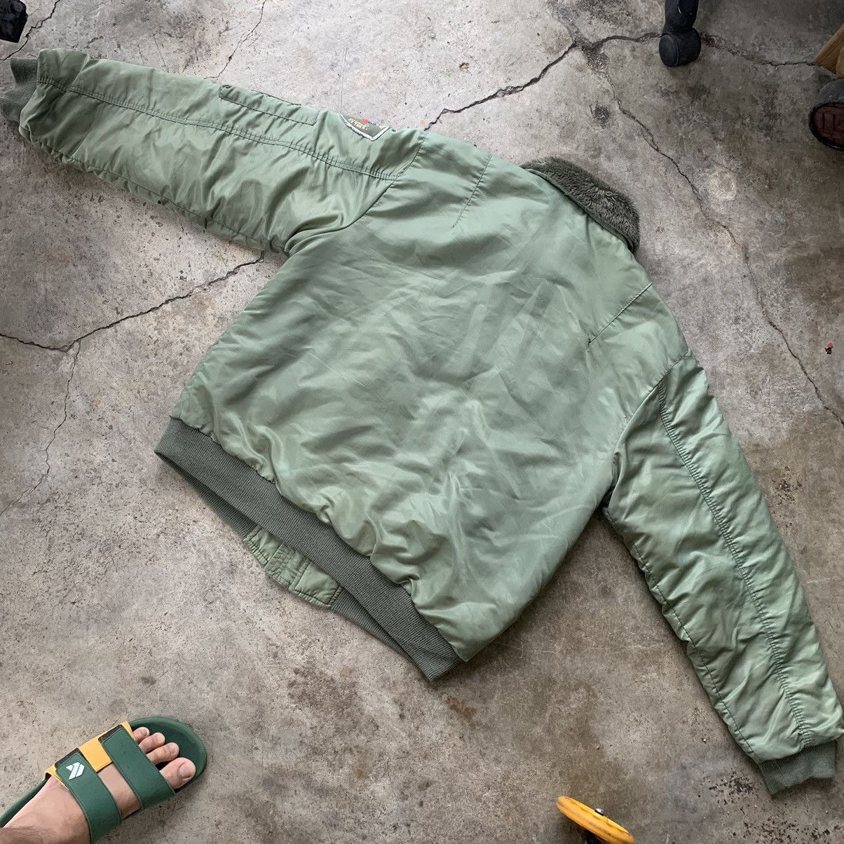 Vintage Military bomber jacket vintage Size US M / EU 48-50 / 2 - 2 Thumbnail