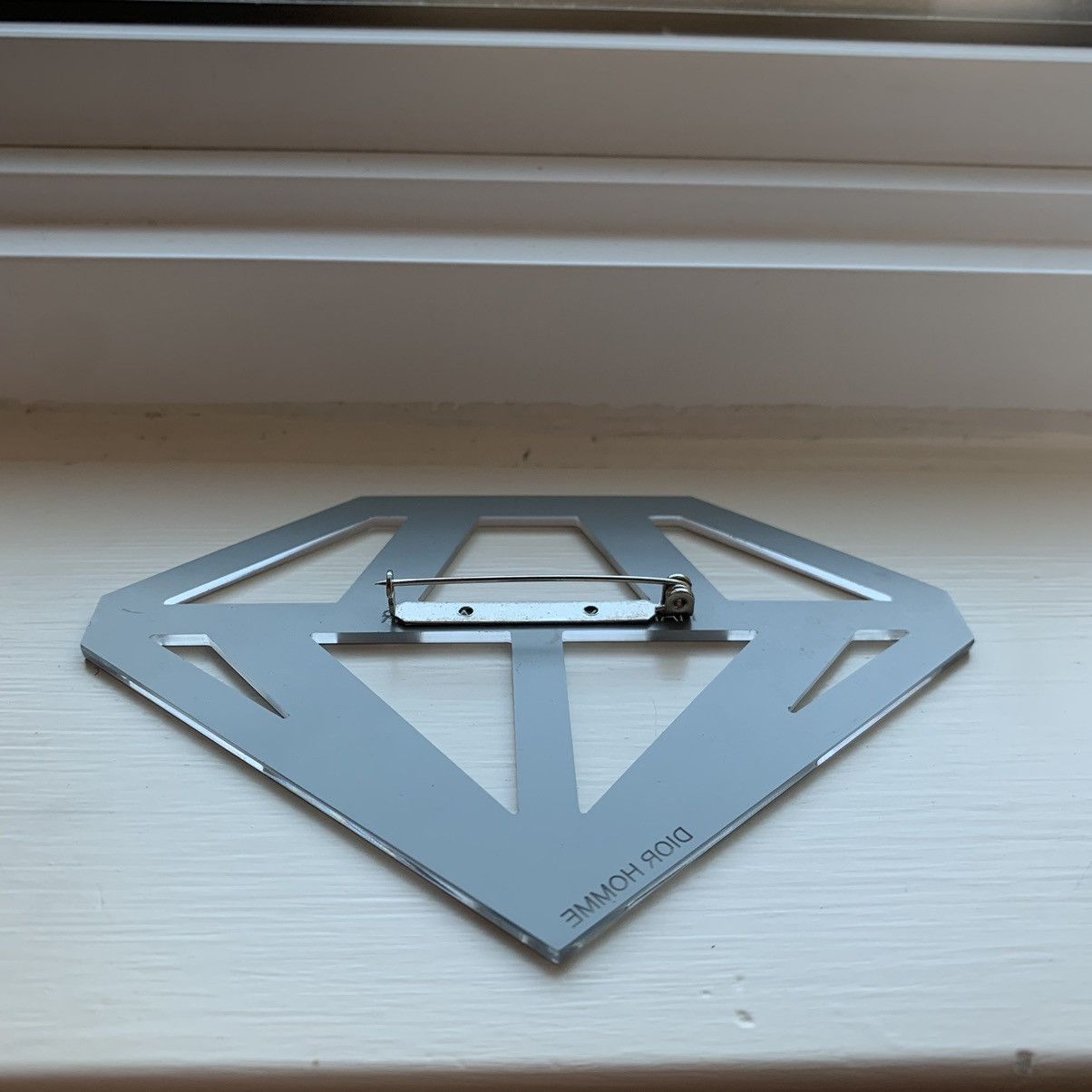 Dior × Hedi Slimane Dior Homme AW07 "Navigate" Diamond "Happily Ever After" Pin Size ONE SIZE - 5 Thumbnail