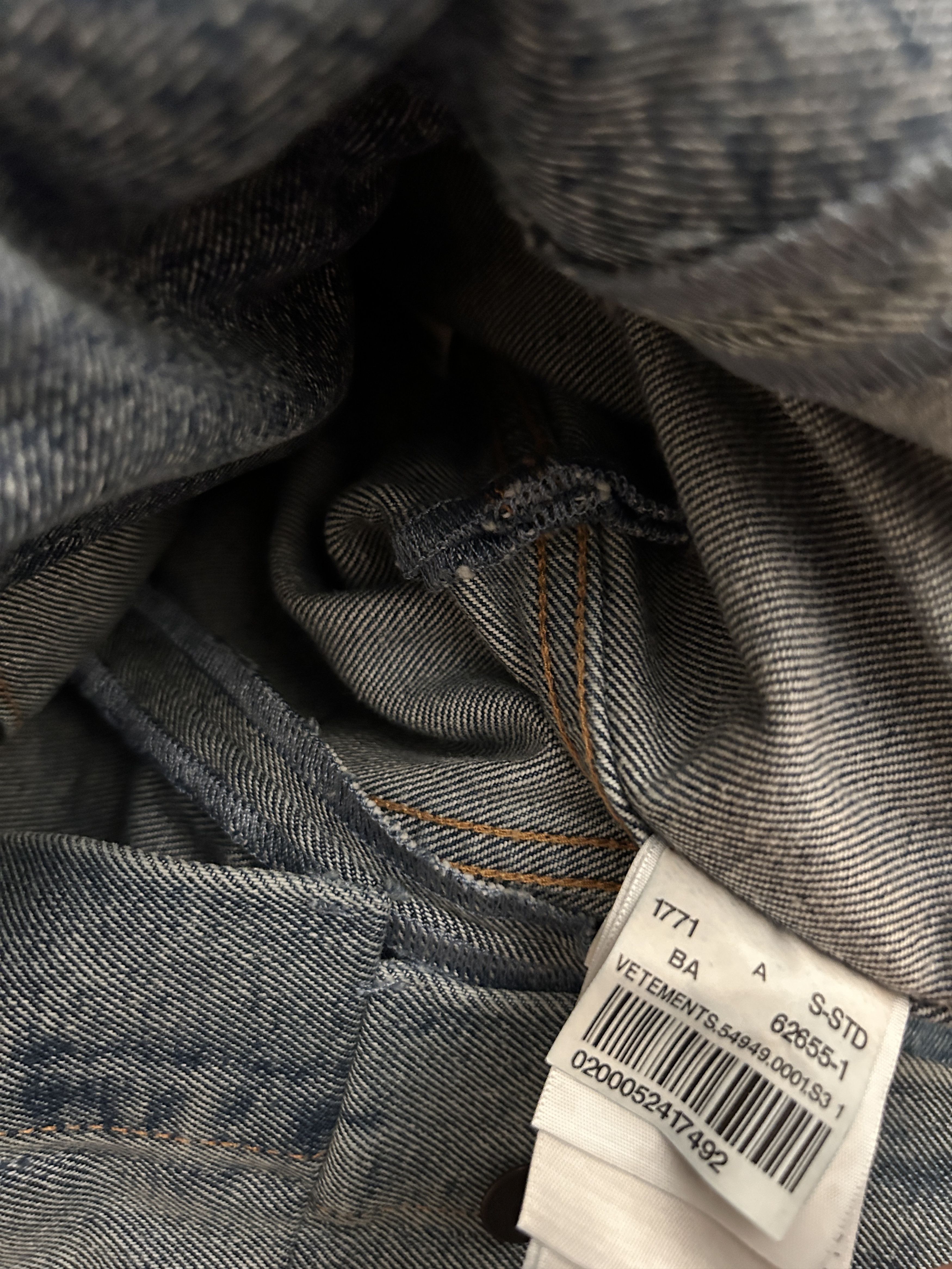 Levi's × Vetements Blue denim jacket reworked trucker deconstructed Size US S / EU 44-46 / 1 - 8 Thumbnail