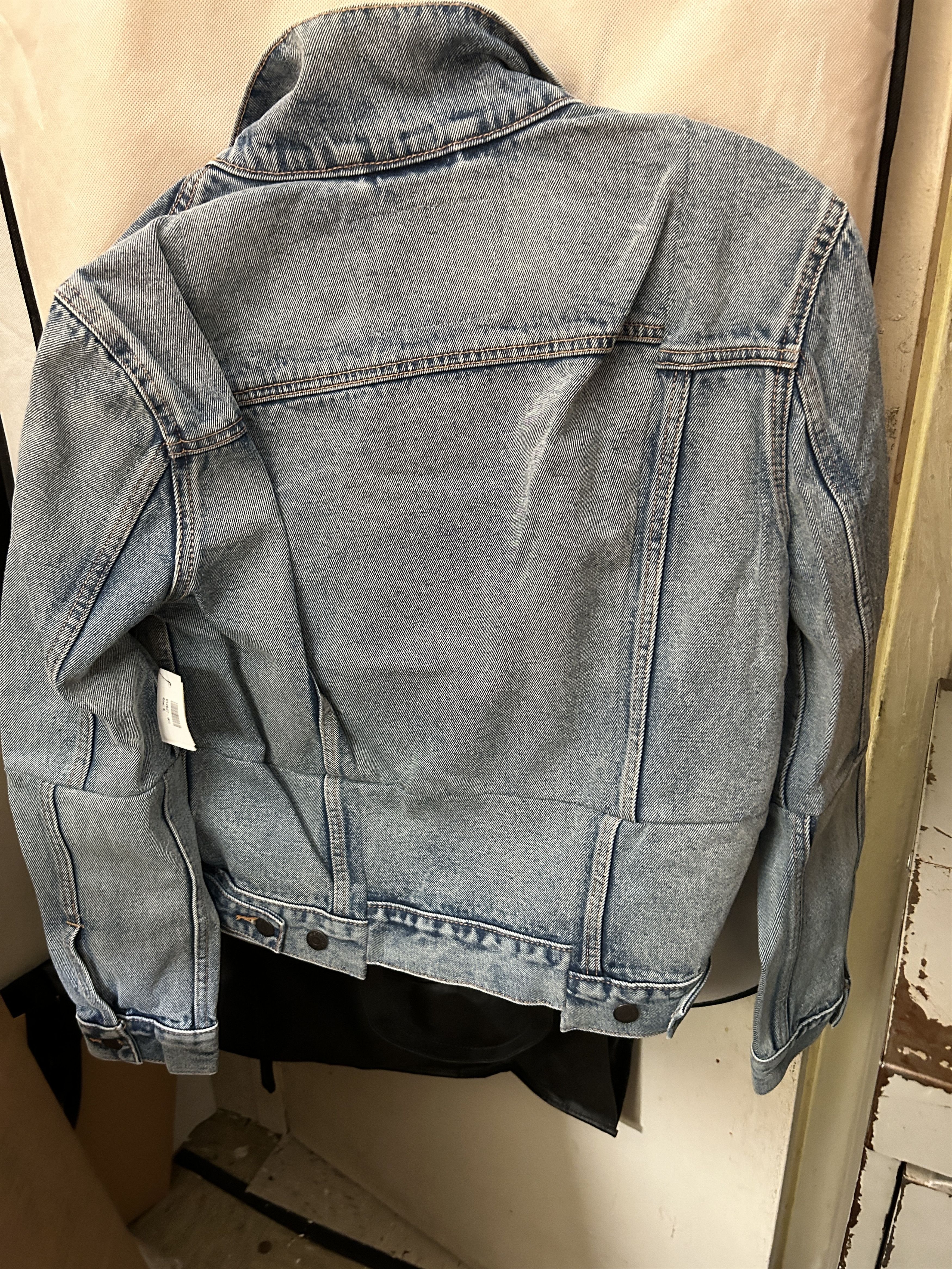 Levi's × Vetements Blue denim jacket reworked trucker deconstructed Size US S / EU 44-46 / 1 - 7 Thumbnail