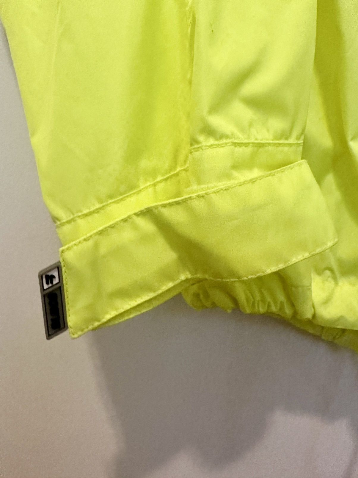 Balenciaga Balenciaga Unity Technical Parka in Fluro Size US XS / EU 42 / 0 - 8 Thumbnail
