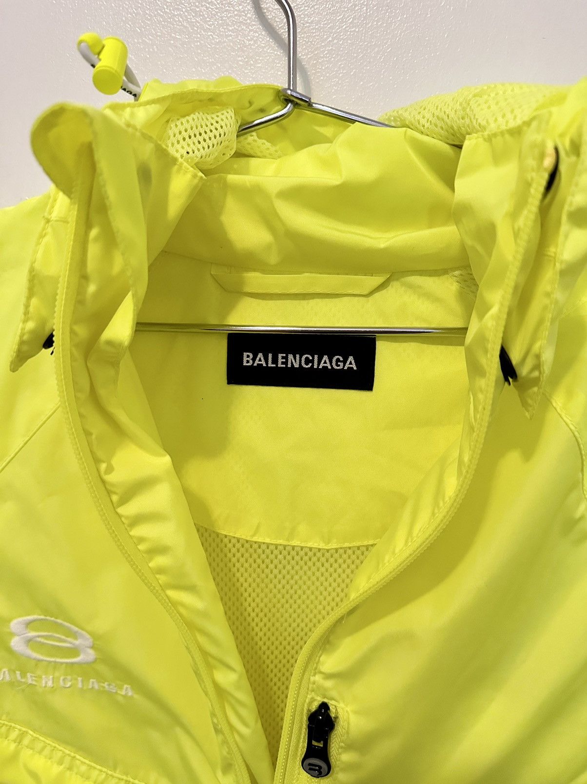 Balenciaga Balenciaga Unity Technical Parka in Fluro Size US XS / EU 42 / 0 - 10 Thumbnail