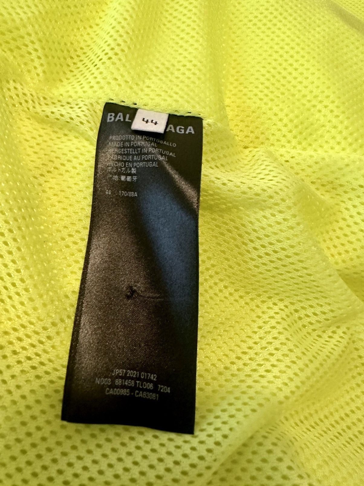 Balenciaga Balenciaga Unity Technical Parka in Fluro Size US XS / EU 42 / 0 - 11 Thumbnail