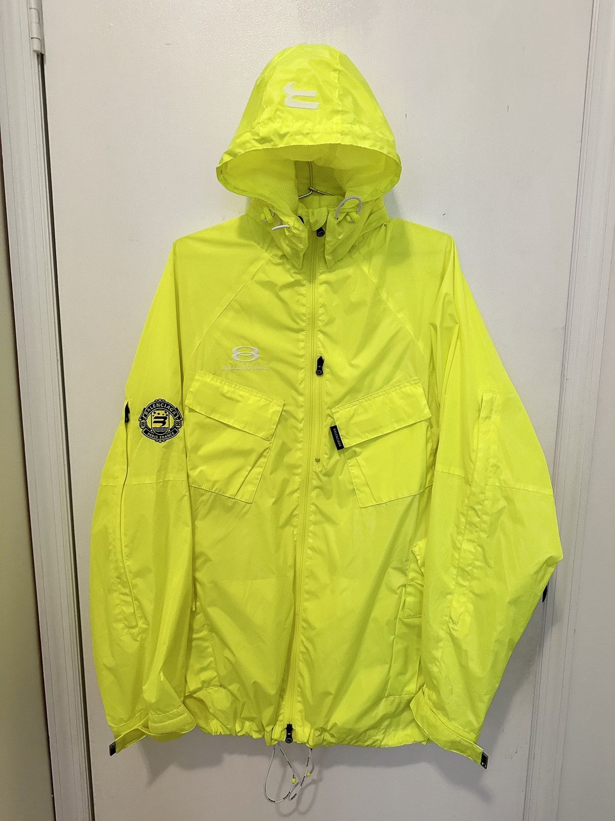 Balenciaga Balenciaga Unity Technical Parka in Fluro Size US XS / EU 42 / 0 - 1 Thumbnail