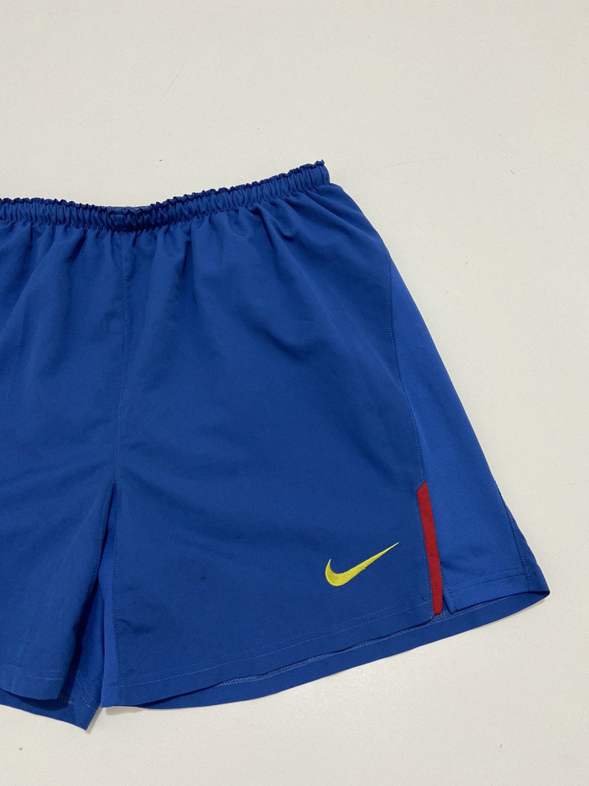 Nike Nike Barcelona Vintage Shorts Size US 36 / EU 52 - 3 Thumbnail