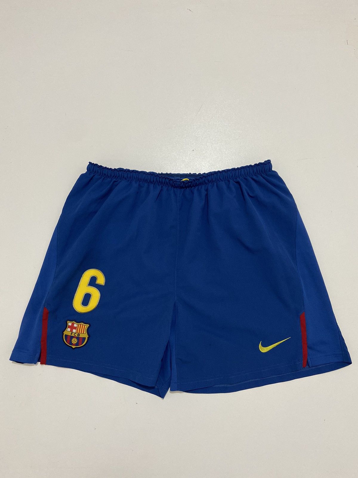 Nike Nike Barcelona Vintage Shorts Size US 36 / EU 52 - 1 Thumbnail