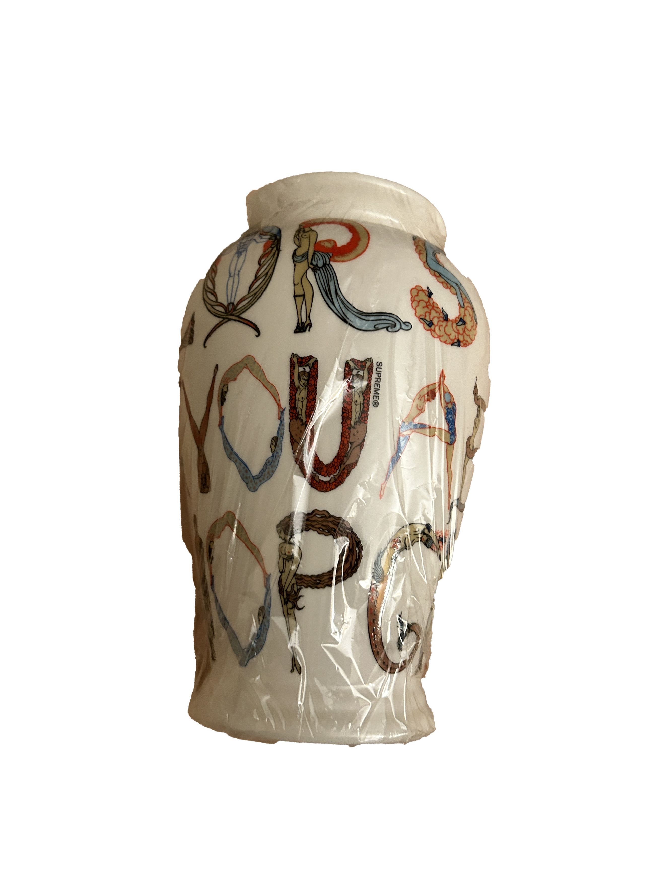 Supreme Supreme alphabet vase s/s 18 White | Grailed