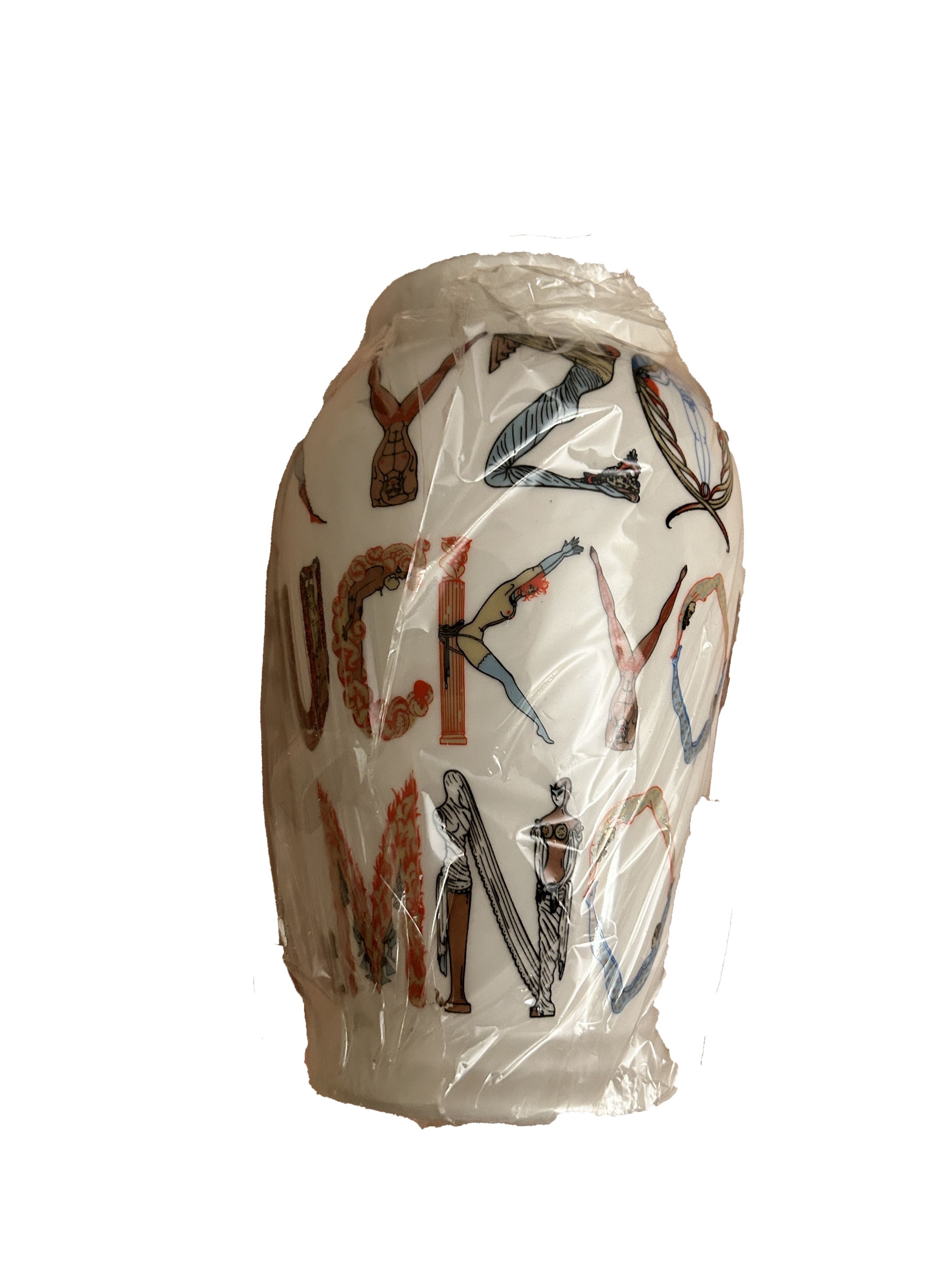 Supreme Supreme alphabet vase s/s 18 White Size ONE SIZE - 2 Thumbnail