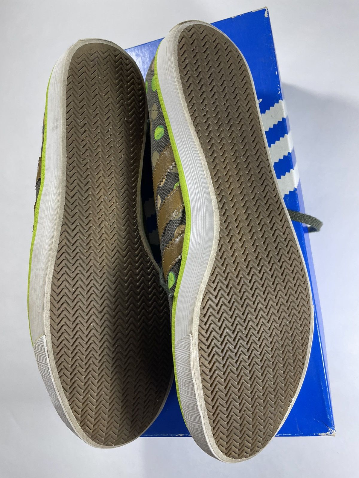 Adidas adidas plimsoles Size US 10 / EU 43 - 4 Thumbnail