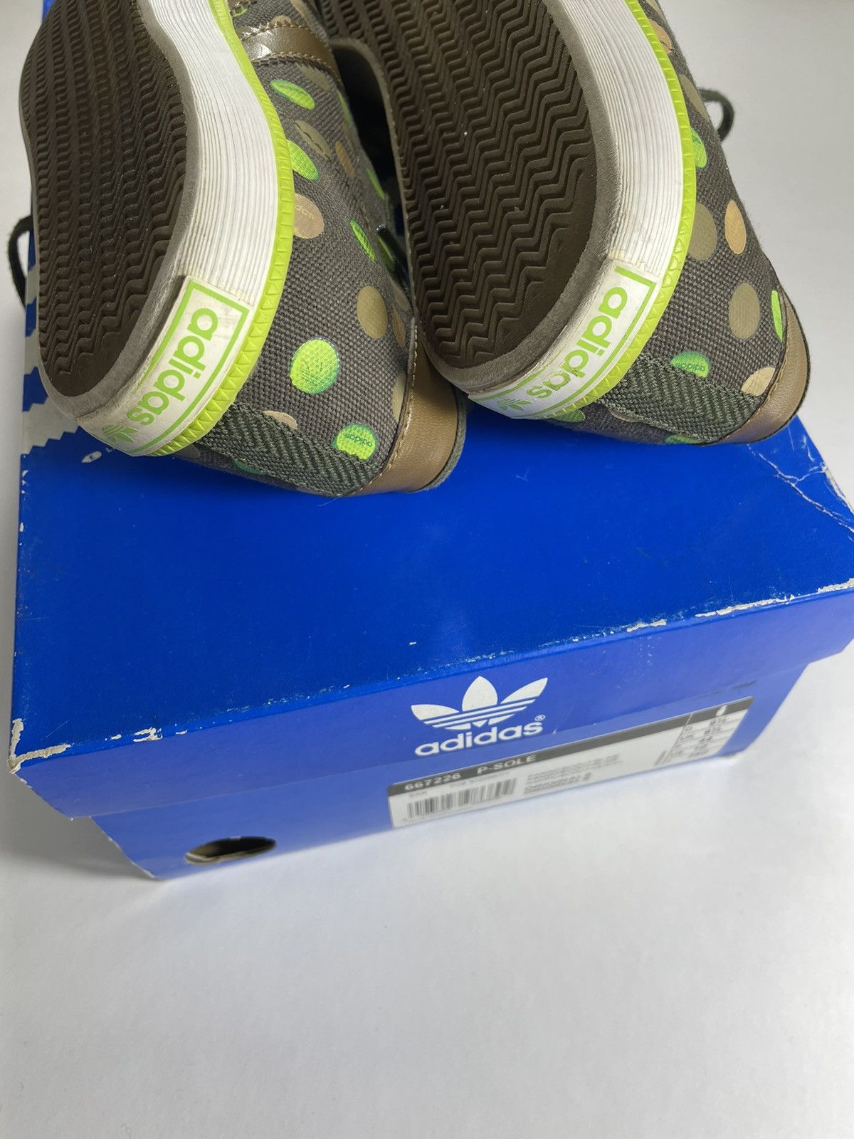 Adidas adidas plimsoles Size US 10 / EU 43 - 5 Thumbnail
