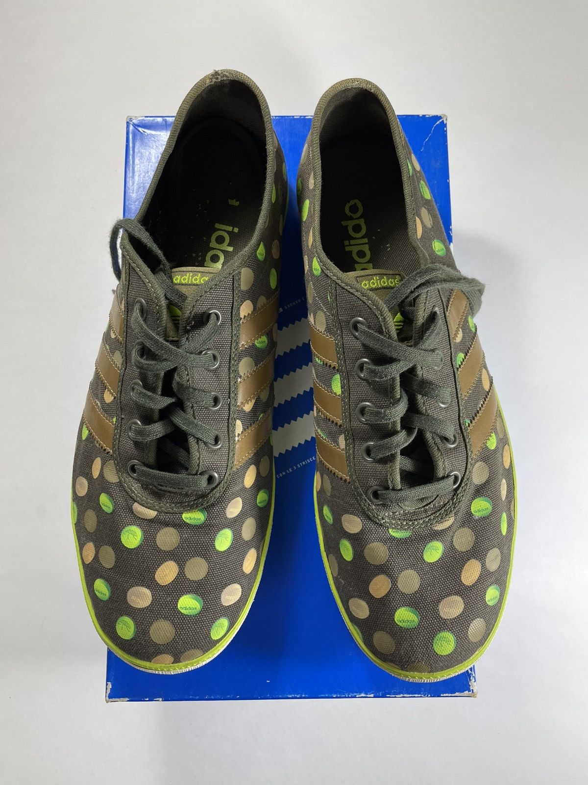 Adidas adidas plimsoles Size US 10 / EU 43 - 1 Thumbnail