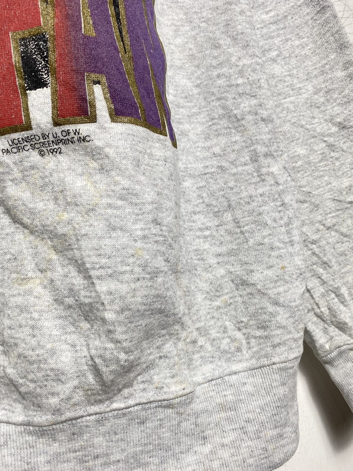 Japanese Brand Vintage Washington Huskies Wolf Crewneck Size US L / EU 52-54 / 3 - 9 Thumbnail