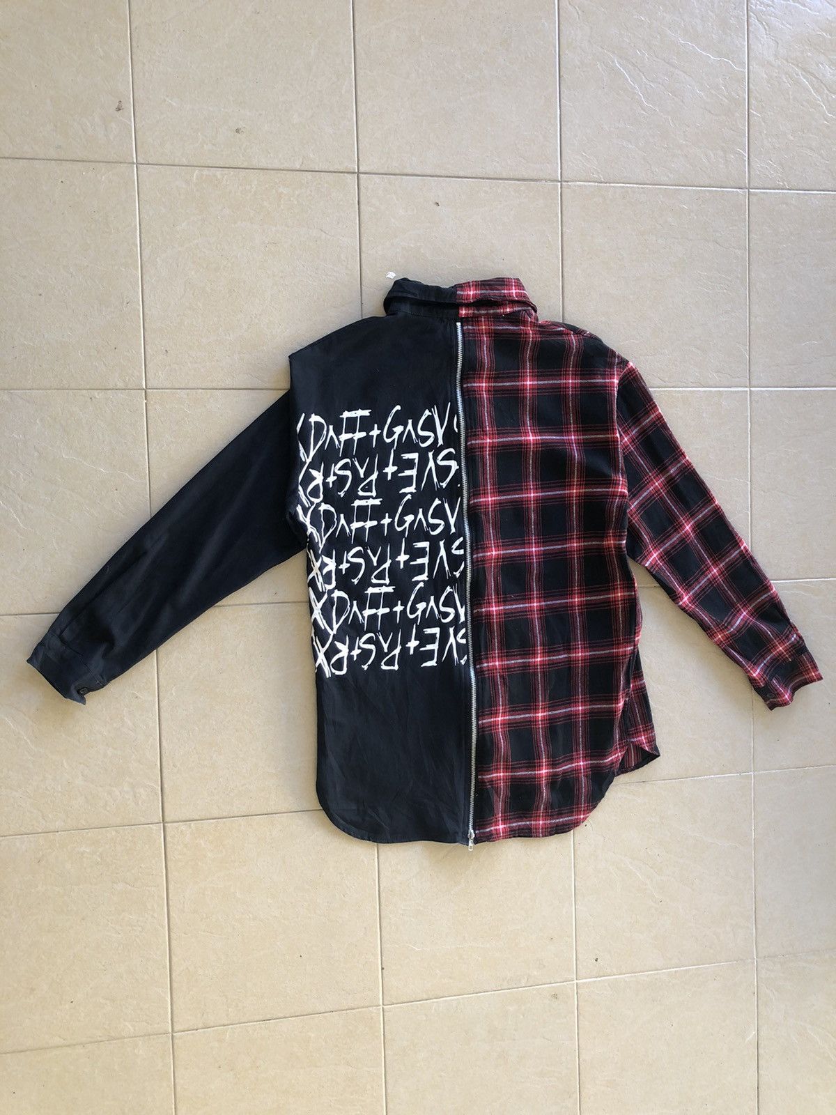 Japanese Brand × Seditionaries RARE! Hybrids Defying Society’s Shirt Size US M / EU 48-50 / 2 - 3 Thumbnail