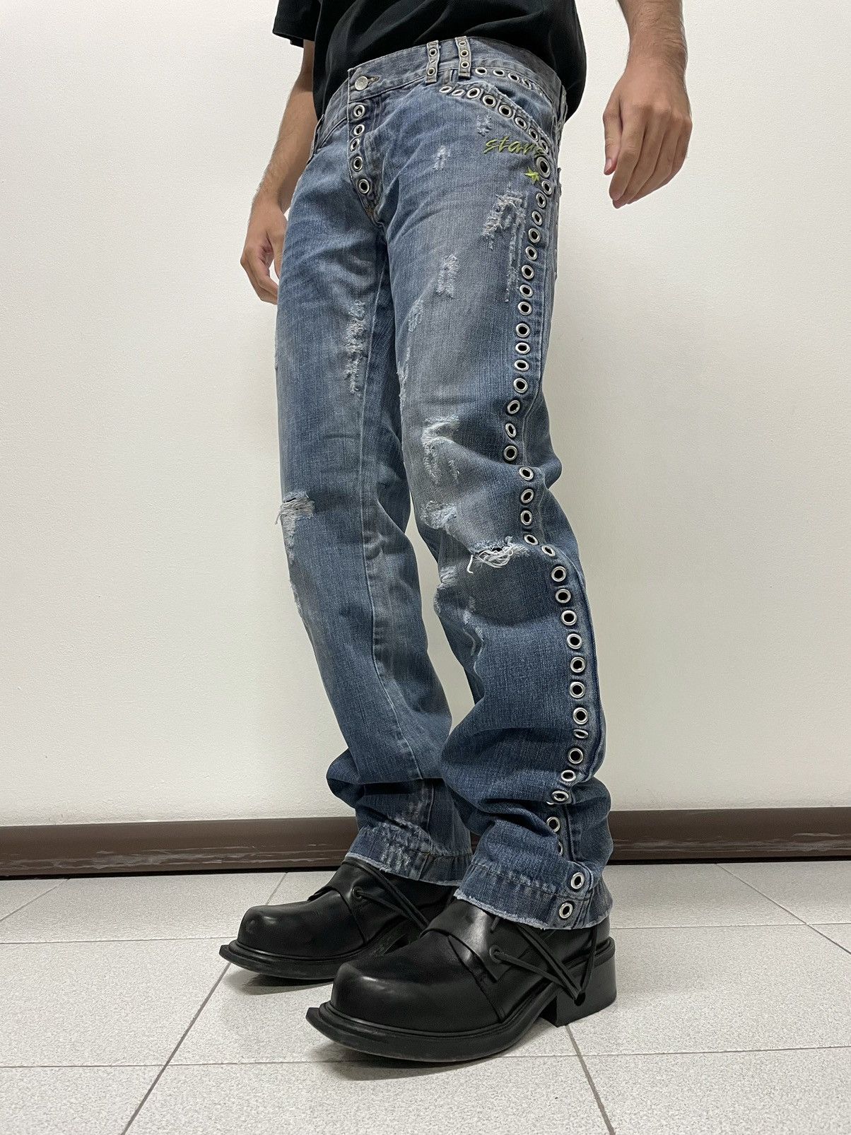 Dolce & Gabbana 2000s eyelet studded bondage holed jeans denim pants archive | Grailed Dolce & Gabbana 2000s eyelet studded bondage holed jeans denim pants archive | Grailed