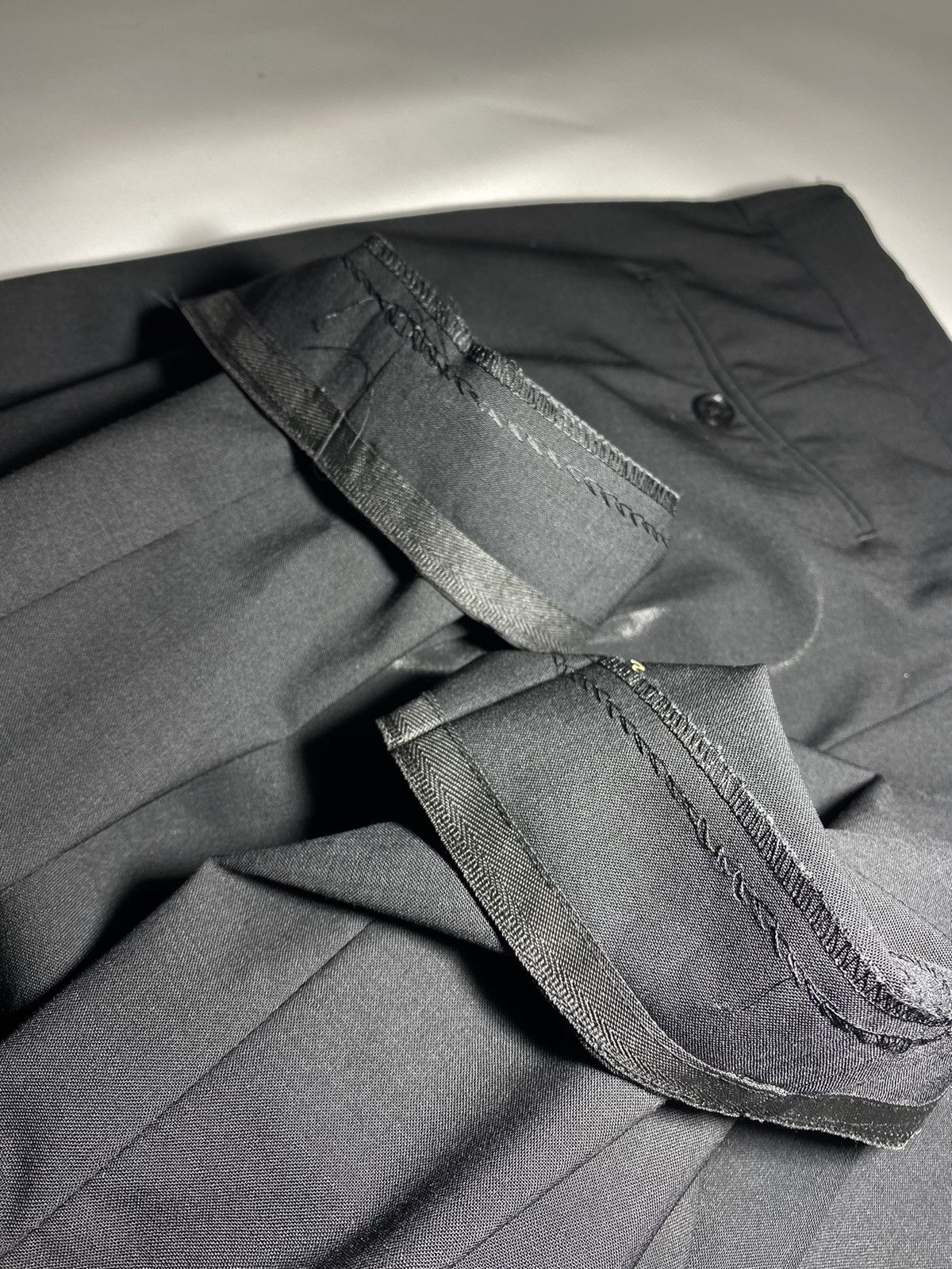Louis Vuitton Uniformes Louis vuitton Dress pants size 48 authentic Size US 34 / EU 50 - 7 Thumbnail