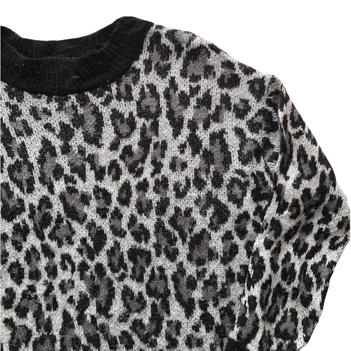 GU Black Leopard Pattern Knit Sweater Pullover by GU Japan Size L / US 10 / IT 46 - 3 Thumbnail