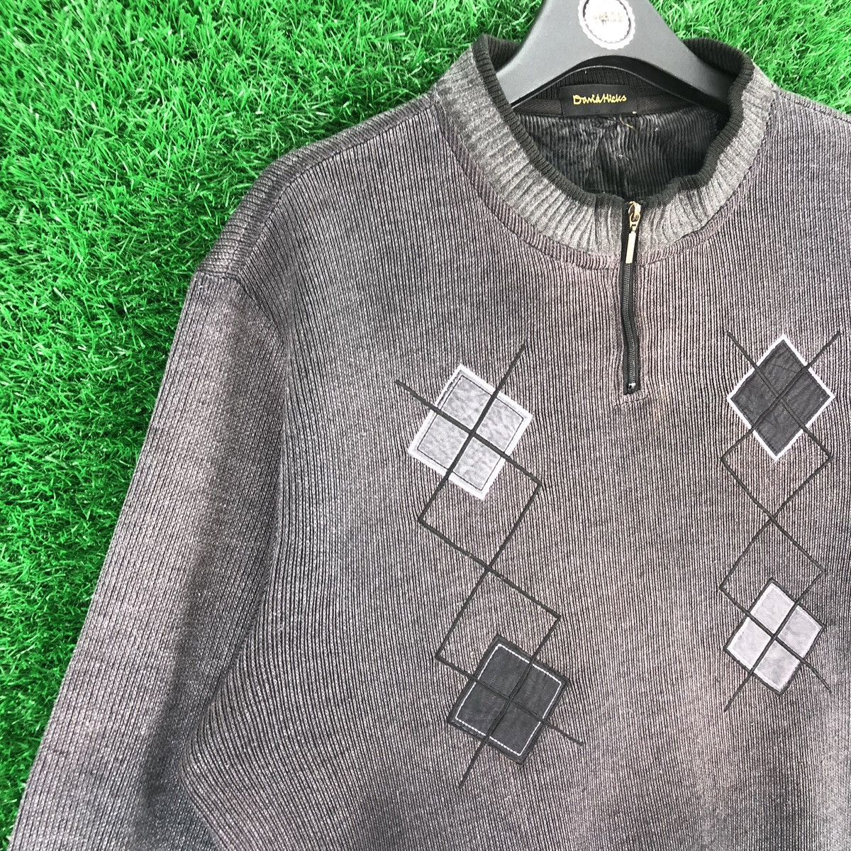 Japanese Brand Vintage Knit Round Collar Zipper Pullover Sweater Size US L / EU 52-54 / 3 - 2 Thumbnail