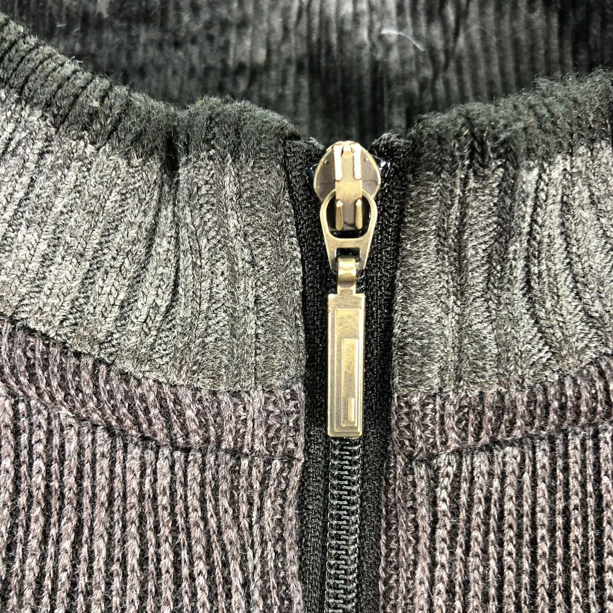 Japanese Brand Vintage Knit Round Collar Zipper Pullover Sweater Size US L / EU 52-54 / 3 - 8 Thumbnail