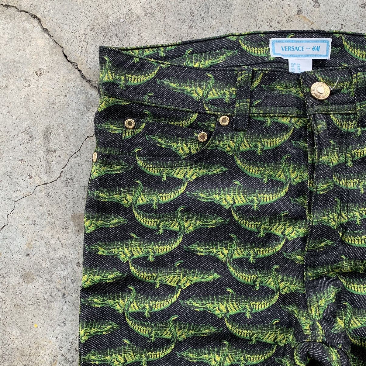H&M × Versace FW11 Versace X H&M Crocodile All Over Printed Denim Pants Size US 29 - 12 Thumbnail