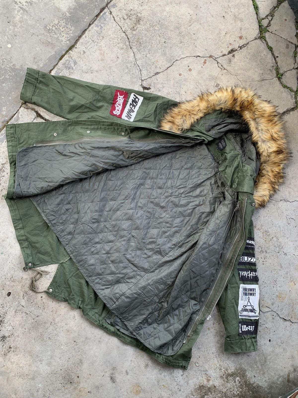 Japanese Brand Browny vintage style patches parkas jacket Size US L / EU 52-54 / 3 - 16 Thumbnail
