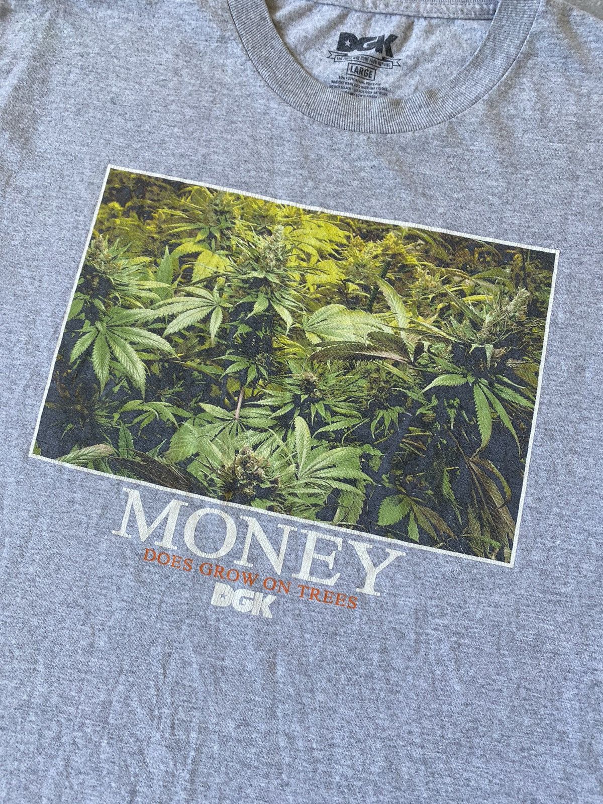 DGK Y2k DGK Weed "Money Does Grow On Trees" T-shirt Size US L / EU 52-54 / 3 - 2 Thumbnail