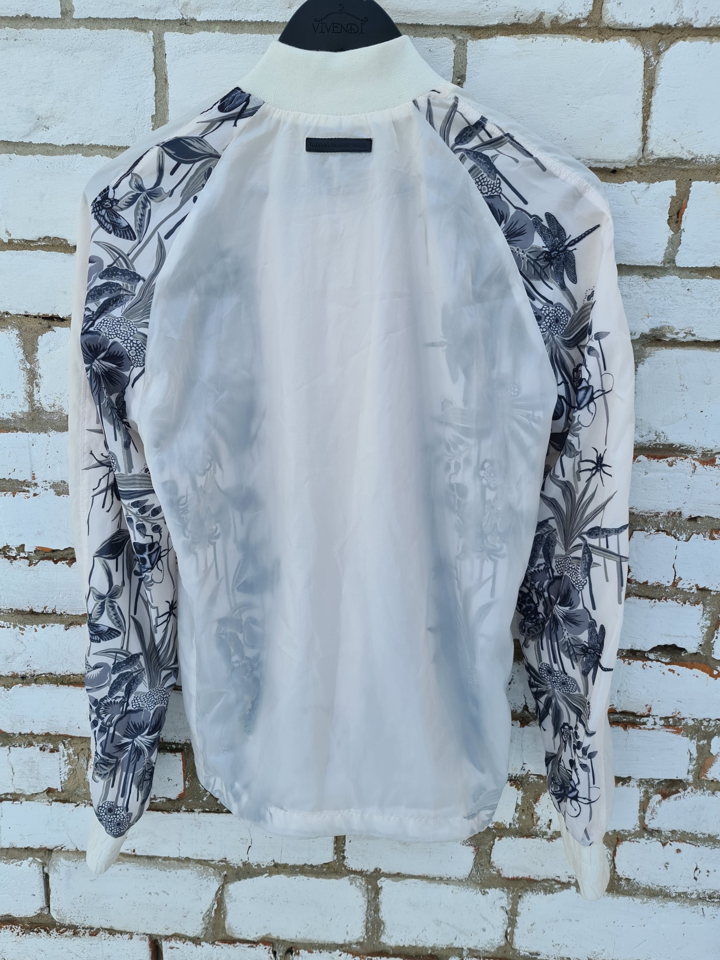 Diesel Vintage Diesel Full Printed Text Zip Up Jacket Size US M / EU 48-50 / 2 - 2 Thumbnail