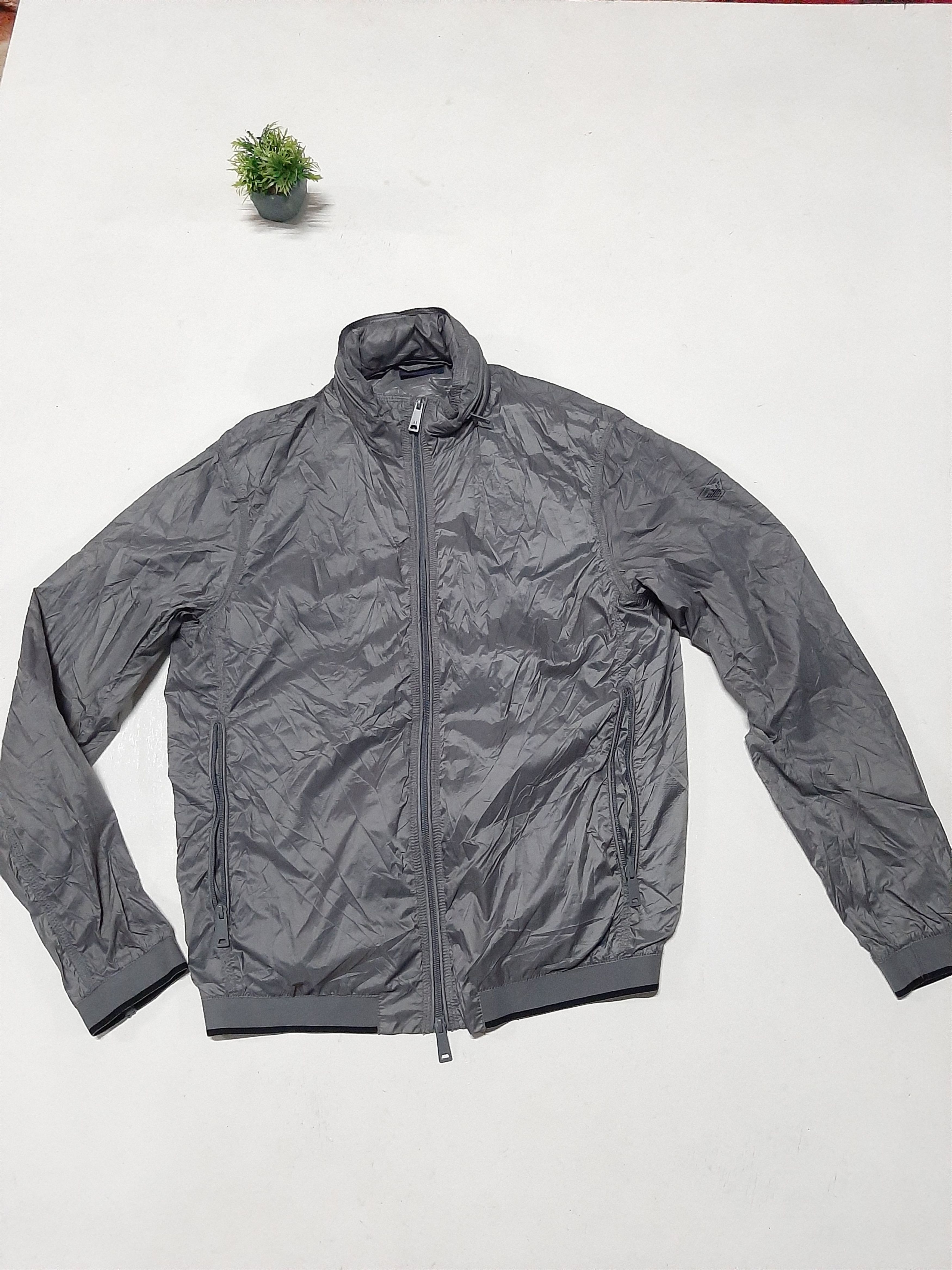 Armani × Designer × Vintage VINTAGE ARMANI JEANS WATER REPELLENT JACKET SINGLE LAYER Size US M / EU 48-50 / 2 - 1 Thumbnail
