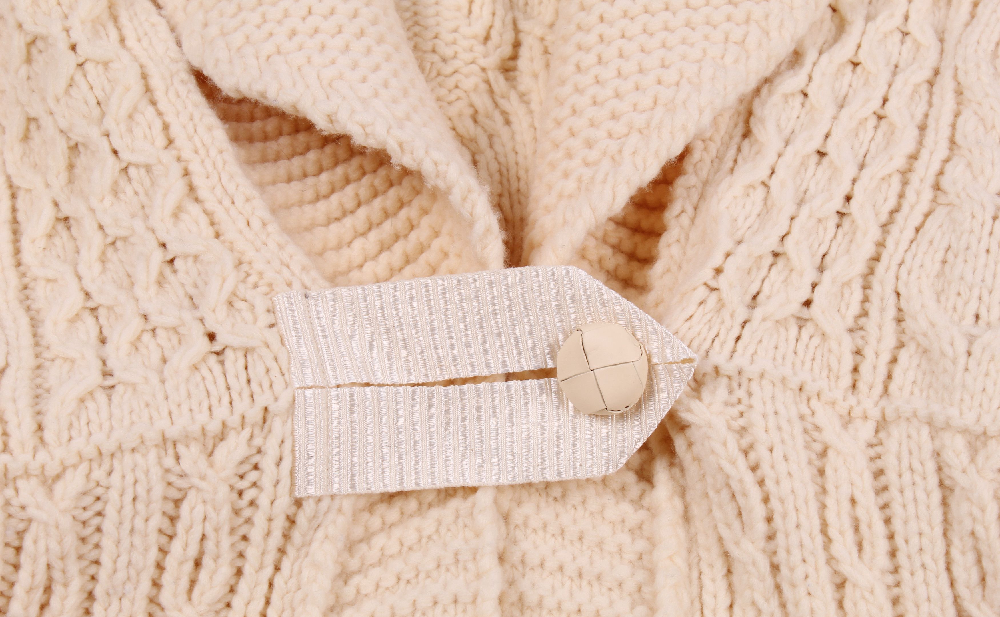 Philosophy di Lorenzo Serafini Philosophy di Lorenzo Serafini Cable Knit Wool Cardigan Size L / US 10 / IT 46 - 6 Thumbnail