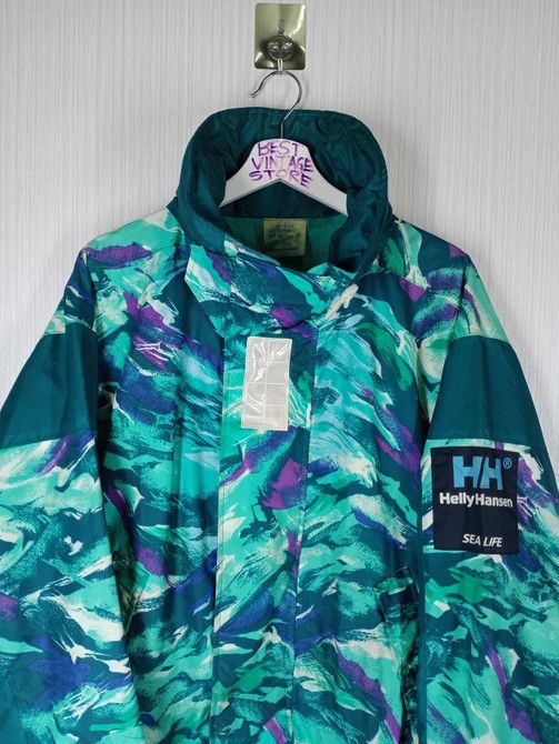 Helly Hansen Vintage Helly Hansen Sea Life Camo Design Jacket Size US L / EU 52-54 / 3 - 3 Thumbnail