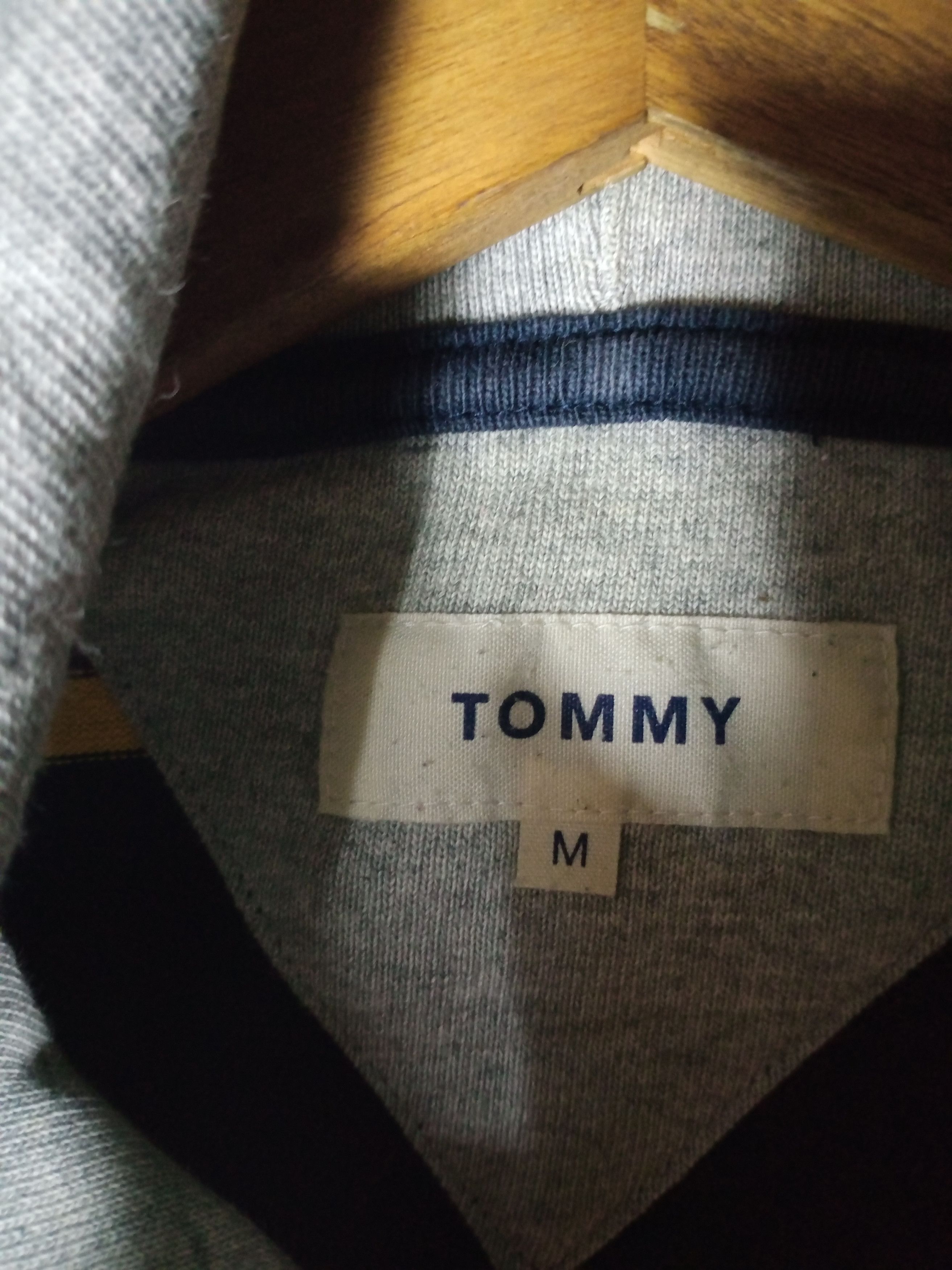 Tommy Hilfiger Rare Vintage TOMMY Striped Hoodie Sweatshirt Size US M / EU 48-50 / 2 - 2 Thumbnail