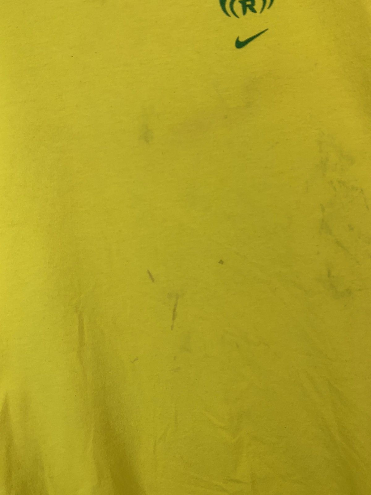 Nike Vintage Nike R9 Ronaldo Brasil Top Football Player T Shirt Size US S / EU 44-46 / 1 - 17 Thumbnail