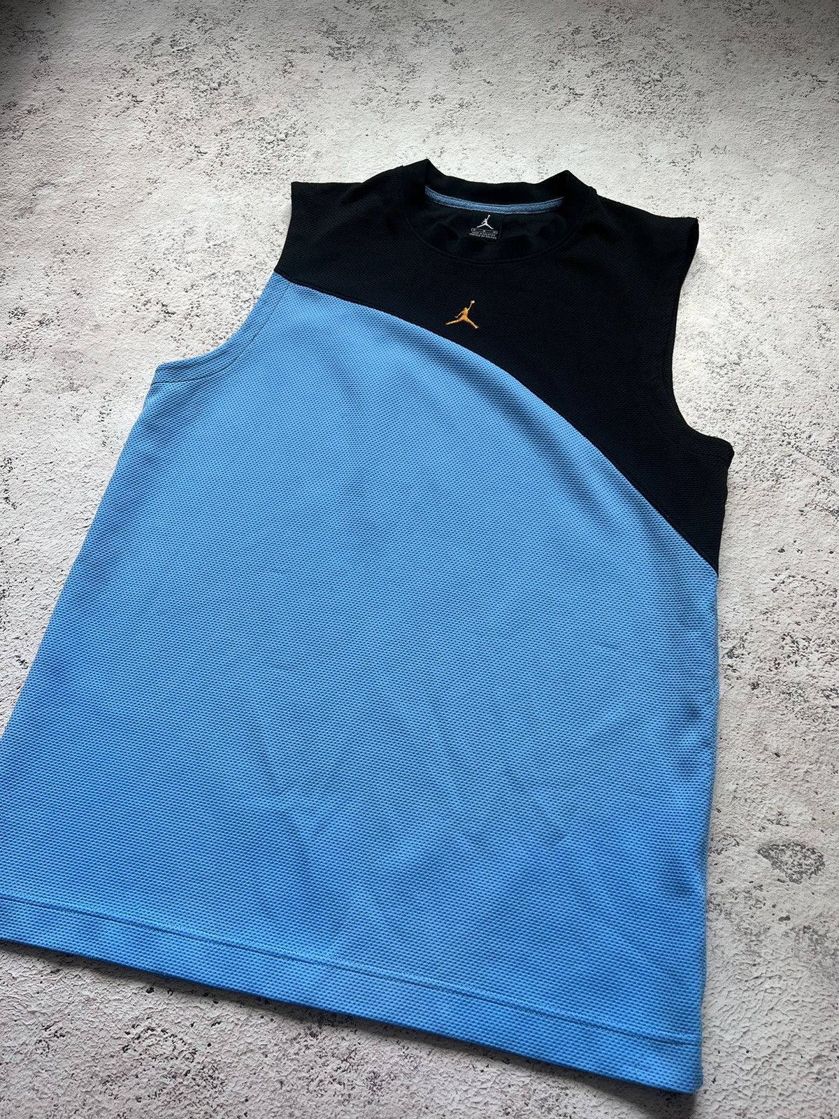 Jordan Brand × Vintage Jordan Vintage Sleeveless Tank Top Jersey / Shirt Size US M / EU 48-50 / 2 - 5 Thumbnail