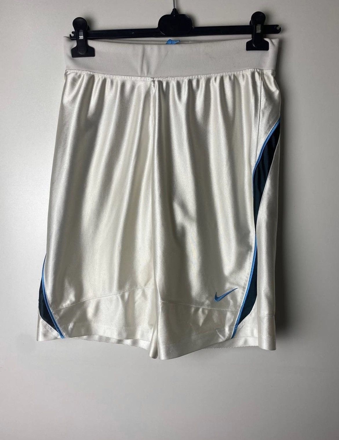 Vintage Nike vintage shorts size S Size US 28 / EU 44 - 1 Thumbnail