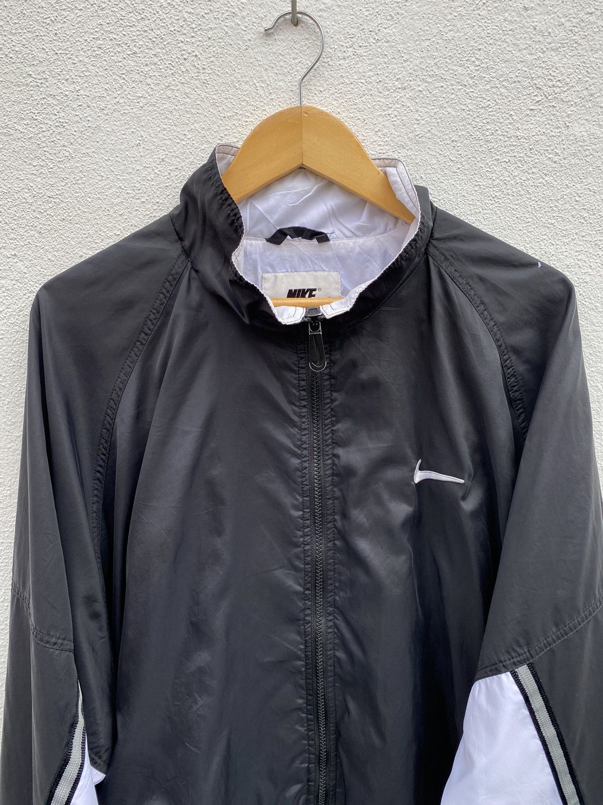 Nike × Vintage Vintage Nike windbraker big logo shirt Size US XXL / EU 58 / 5 - 3 Thumbnail