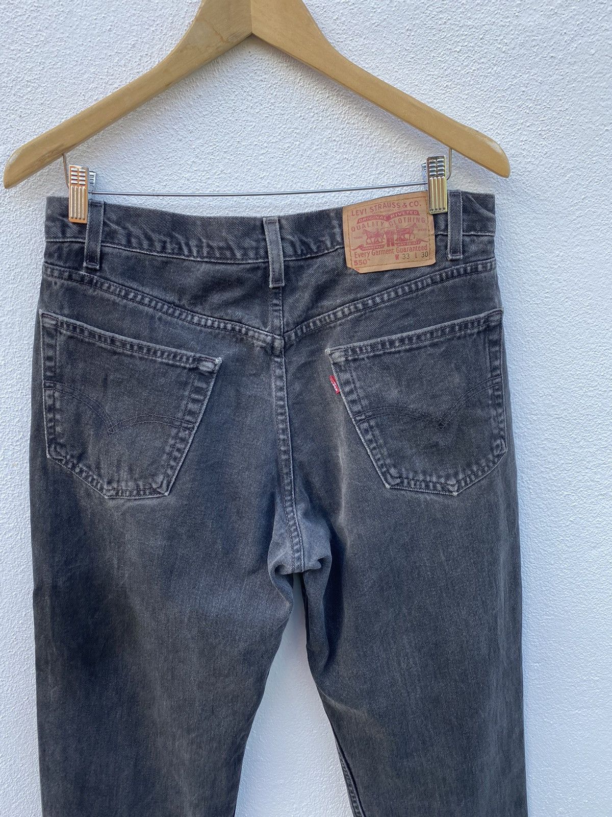 Levi's Vintage Levis 550 black jeans Size US 33 - 11 Thumbnail