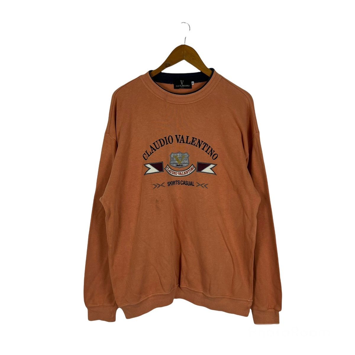 Vintage VINTAGE CLAUDIO VALENTINO SPORTS CASUAL SWEATSHIRT BIG LOGO Size US L / EU 52-54 / 3 - 1 Thumbnail