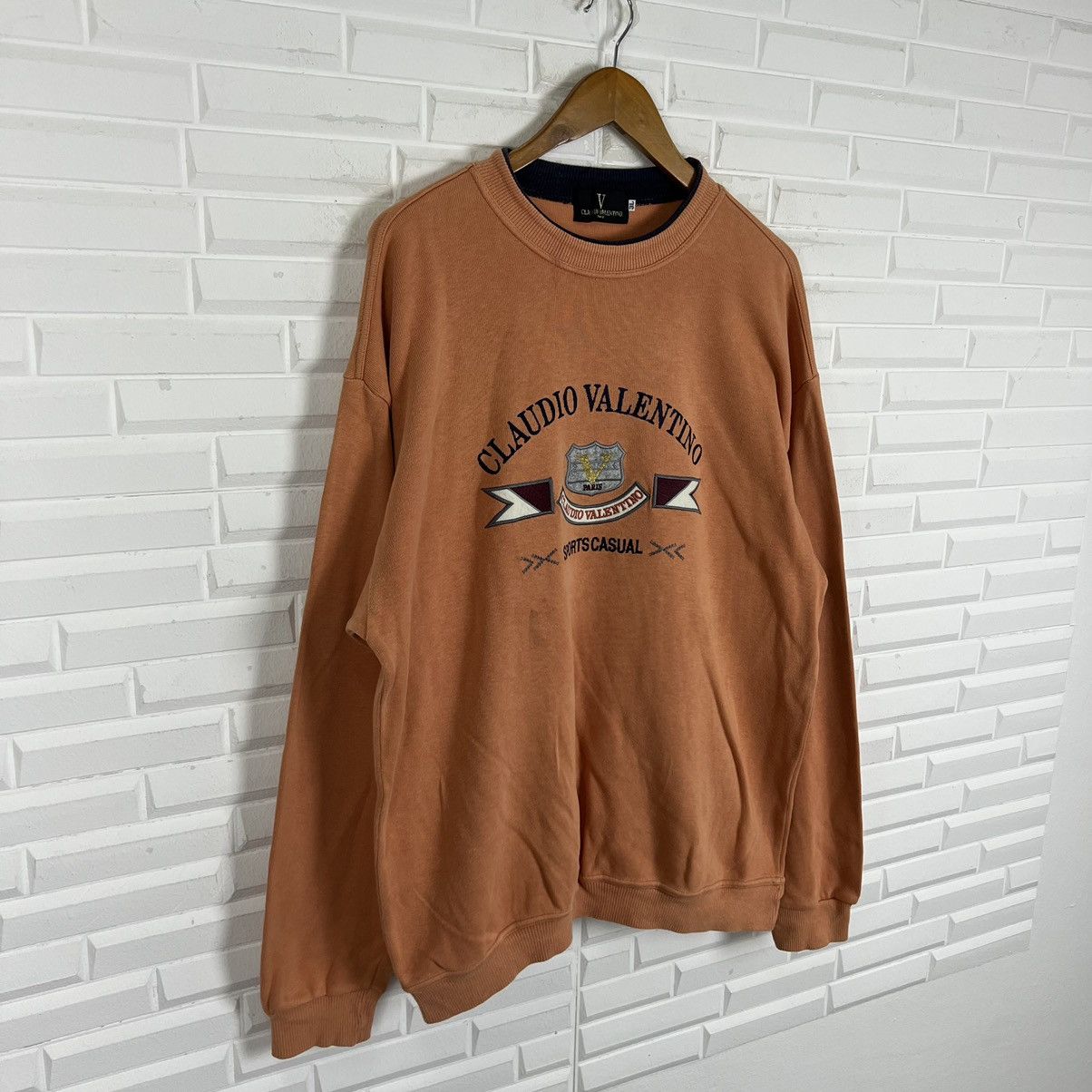 Vintage VINTAGE CLAUDIO VALENTINO SPORTS CASUAL SWEATSHIRT BIG LOGO Size US L / EU 52-54 / 3 - 2 Thumbnail