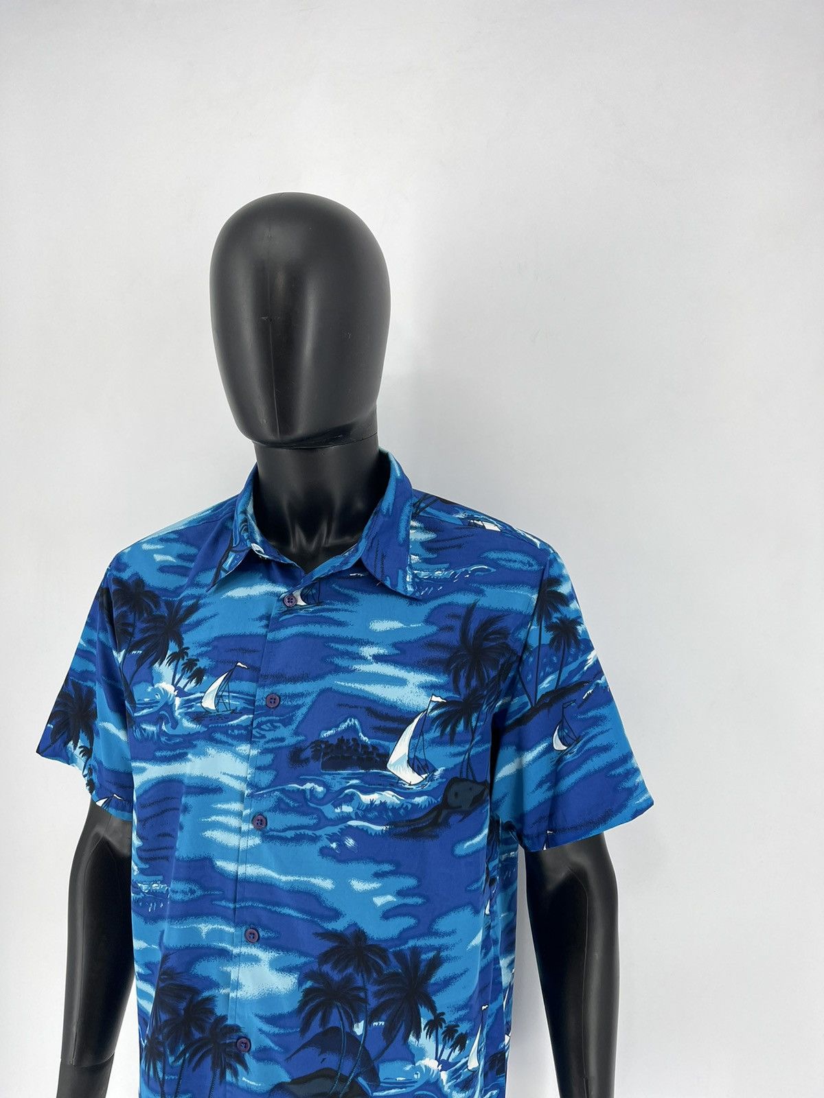 Vintage Vintage 90s Aloha Wear Hawaiian Shirt Summer American Size US L / EU 52-54 / 3 - 1 Thumbnail