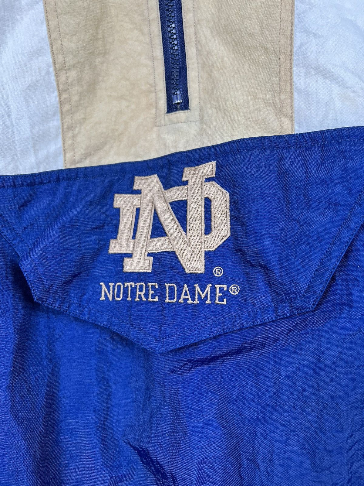 Starter Starter vintage nylon jacket football Notre Dame fighting Size US M / EU 48-50 / 2 - 2 Thumbnail