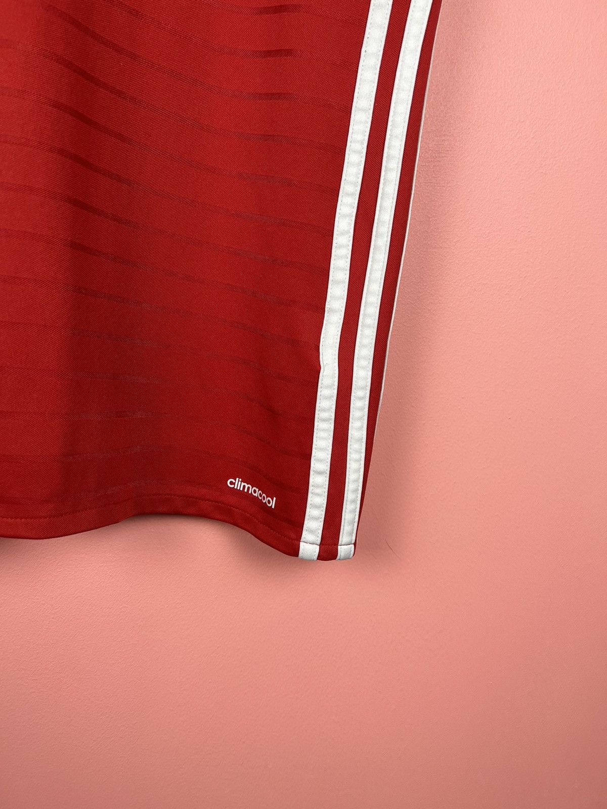 Adidas Adidas 2016 bayern munchen soccer jersey hype y2k Size US L / EU 52-54 / 3 - 2 Thumbnail
