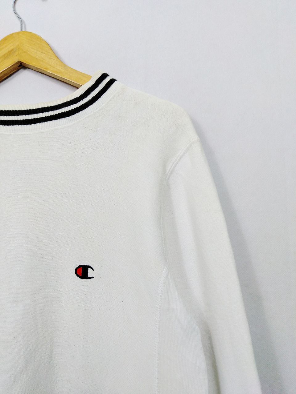 Champion × HARE COLLABORATION BETWEEN HARE x CHAMPION SMALL LOGO SWEATSHIRT Size US S / EU 44-46 / 1 - 2 Thumbnail