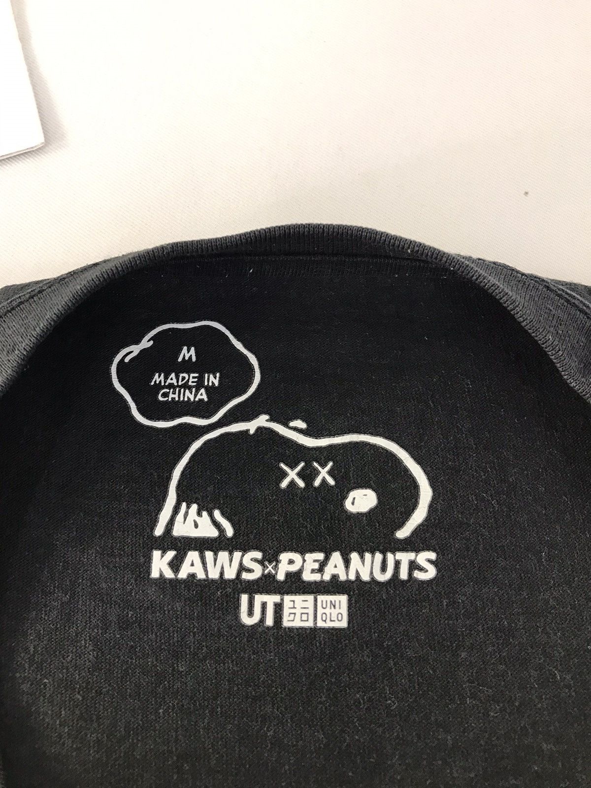 Peanuts Kaws Uniqlo Snoopy Shirt Faded Colour Tee Peanut Size US M / EU 48-50 / 2 - 5 Thumbnail