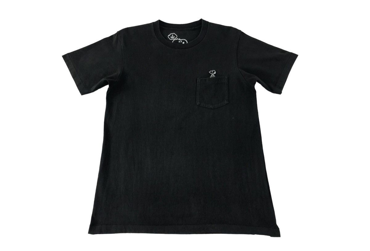 Peanuts Kaws Uniqlo Snoopy Shirt Faded Colour Tee Peanut Size US M / EU 48-50 / 2 - 1 Thumbnail