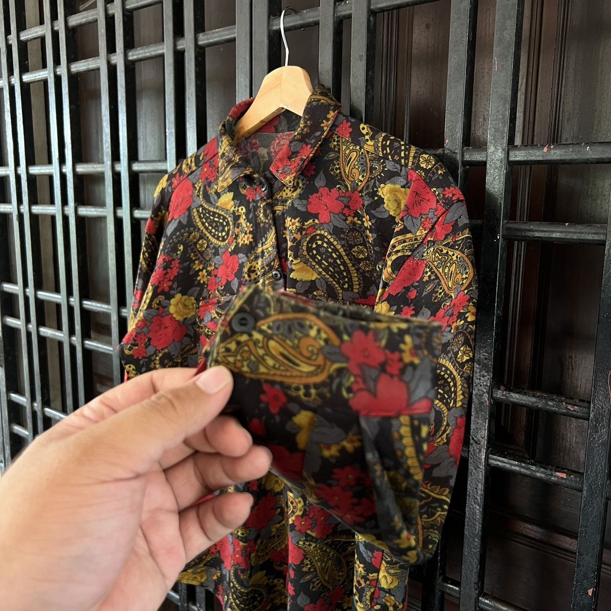 Japanese Brand RARE FULL PRINT FLOWER BUTTON JACKET Size US S / EU 44-46 / 1 - 4 Thumbnail