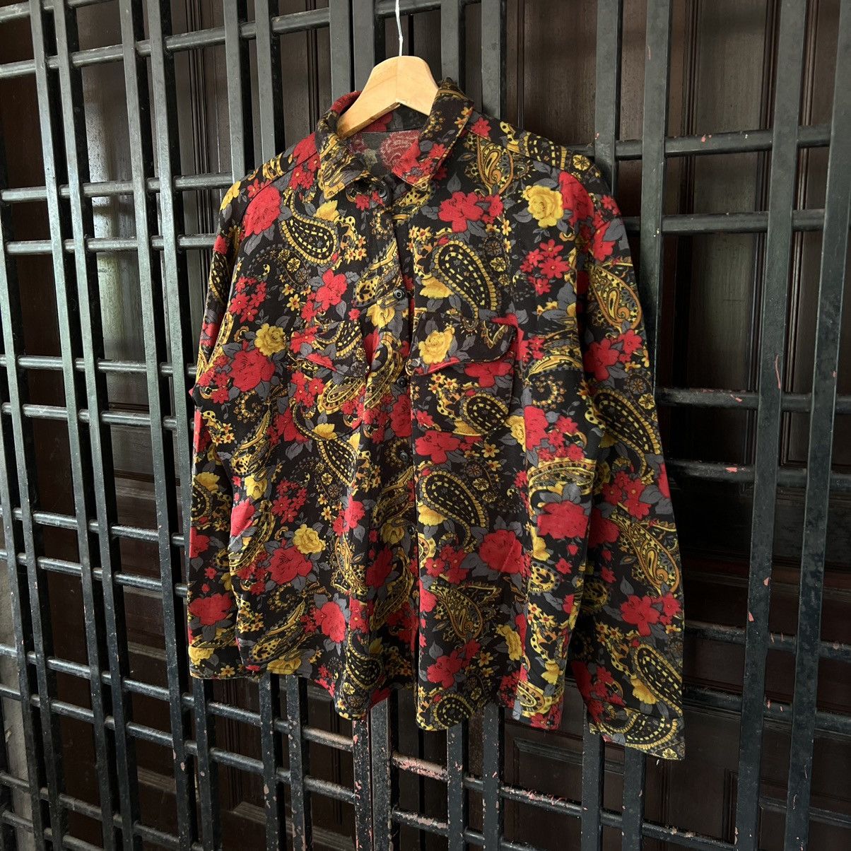 Japanese Brand RARE FULL PRINT FLOWER BUTTON JACKET Size US S / EU 44-46 / 1 - 2 Thumbnail