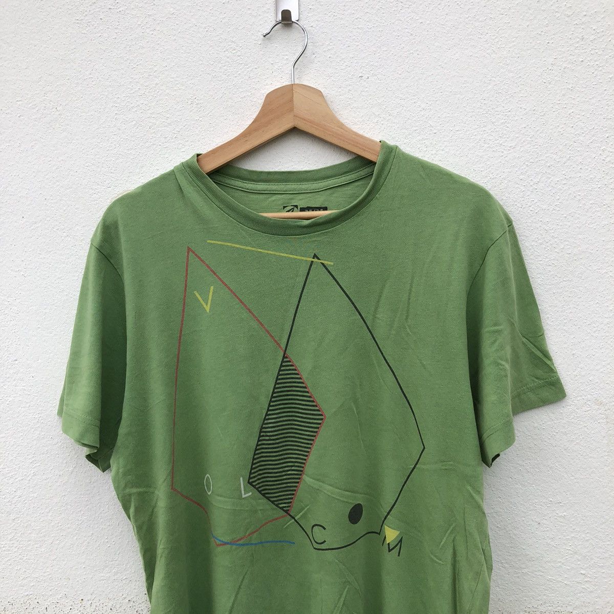 Japanese Brand VOLCOM T-SHIRT BIG LOGO Size US M / EU 48-50 / 2 - 3 Thumbnail