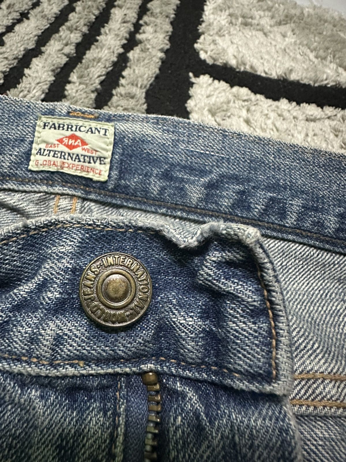 Hysteric Glamour 32x26 Vintage Rna distressed denim jeans Size US 32 / EU 48 - 8 Thumbnail